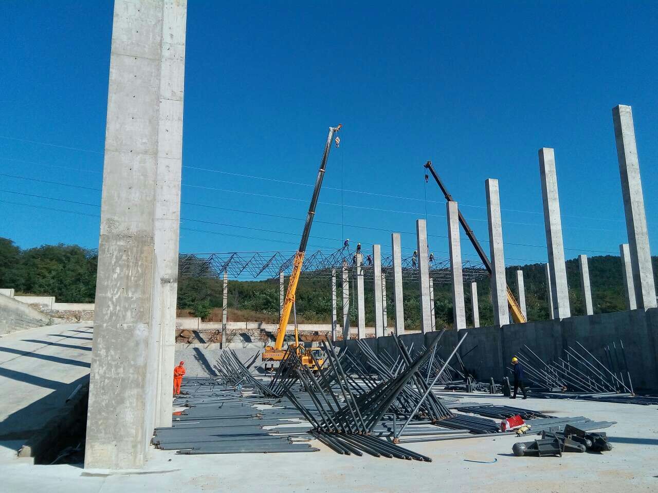 永济威海搅拌站网架